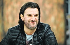 Lukas o navodima da je bio sa Macom Diskrecijom "Da li ja ličim na nekog retardiranog umobolnika"