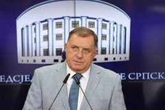 Dodik uspješno operisan, smješten na intenzivnu