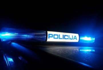 Više povrijeđenih na putu Brčko - Bijeljina: Učestvovala četiri vozila, saobraćaj obustavljen
