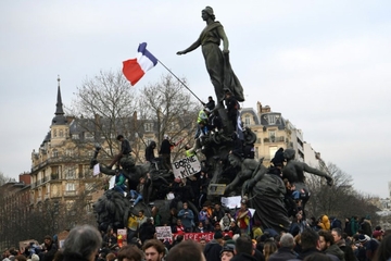 Blizu milion ljudi na demonstracijama u Francuskoj (VIDEO)