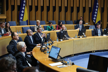 Prekinuta sjednica Doma naroda, Bošnjaci izašli iz sale