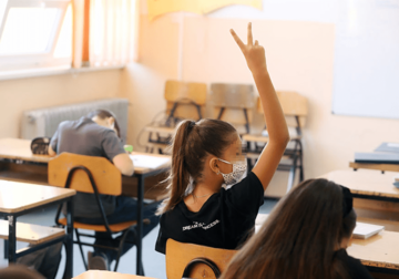 BLAŽA KLINIČKA SLIKA Korona virusom do sada zaraženo 1.012 djece i tinejdžera u Srpskoj