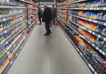 EFEKAT PANDEMIJE Onlajn kupovina prošle godine porasla za 900 milijardi dolara