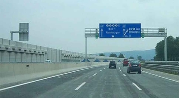 UHAPŠEN NAKON POTJERE Državljanin BiH prestigao policijsku patrolu u Austriji vozeći 237 km/h