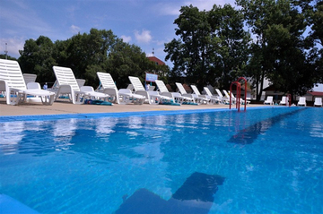 Braća spasila muškarca koji se počeo daviti u bazenu kod Bijeljine