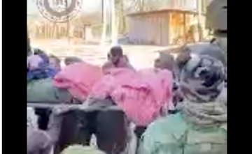 ČEČENI "IZVUKLI" TEŠKO RANJENOG RUSKOG PUKOVNIKA „Razgovarajte sa nama“ /VIDEO/