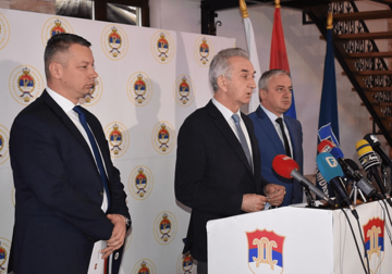Zajednička izjava SDS, PDP i DNS "Što prije do nove većine u Narodnoj skupštini Republike Srpske"