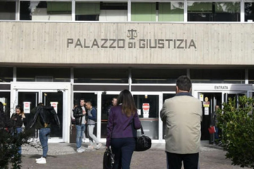 Mladić iz BiH prijetio djevojci i njenim roditeljima da će ih ubiti