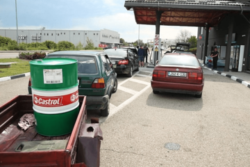 RASTU ZALIHE Cijene nafte u svijetu u padu