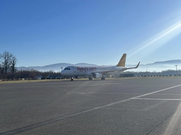 Dodatnih 59 sjedišta po svakom letu: Ova avio-kompanija u Tuzlu šalje VEĆI AVION