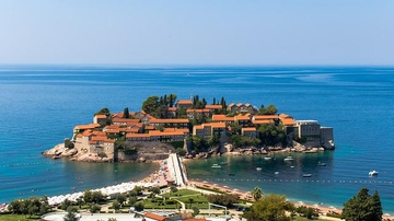 Počela turistička sezona u Budvi NAJBROJNIJI GOSTI IZ UKRAJINE, RUSIJE I SRBIJE