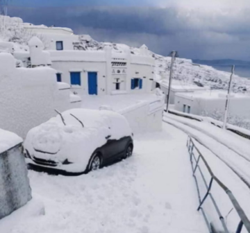 GRČKA PARALISANA Teška noć zbog snijega a brojne oblasti bez struje /VIDEO/