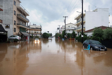 Poplave u Grčkoj ne jenjavaju: Još 35 sela se sprema za evakuaciju