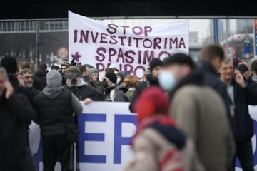 BLOKIRANA SRBIJA,OVI PUTNI PRAVCI Blokirana granica sa BiH, najavljena i blokada pruge