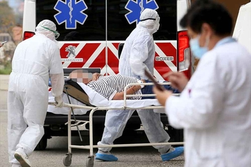 Raste broj pozitivnih na koronu u Srpskoj, bolnice na oprezu