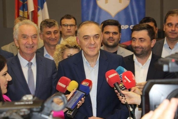 Završena maratonska sjednica u Bijeljini: Jedan od zaključaka formiranje v.d Predsjedništva SDS-a