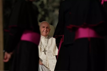 Papa zabrinut zbog situacije u Kijevsko-pečerskoj lavri, apeluje da svi poštuju sveta mjesta