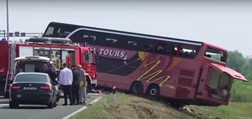 Kobno okretanje,vozač nije zaspao: Optužnica protiv vozača autobusa zbog teške nesreće 