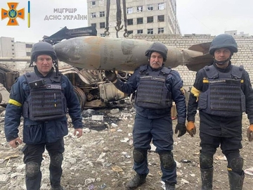 UŽIVO /VIDEO/ Raketiranja nastavljena;Apel za pomoć iz Mariupolja;Ranjen novinar Sky news,objavljen snimak ranjavanja