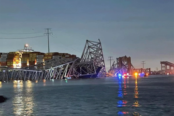 Drama u Baltimoru: Most se srušio u rijeku, ronioci tragaju za nestalima  (VIDEO)
