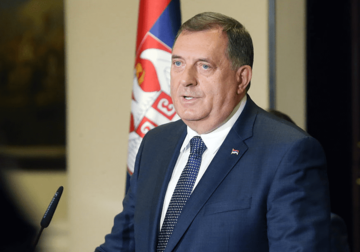 ČESTITAO ROĐENDAN Dodik: Srećan je narod koji ima pjesnika kao što je Matija Bećković