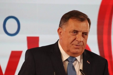 Dodik: Opozicija se može okupiti u parku, nikakve šetnje po gradu neće biti