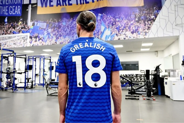 Grealish predstavljen u novom klubu, odabrao je broj legendi Gascoignea i Rooneyja