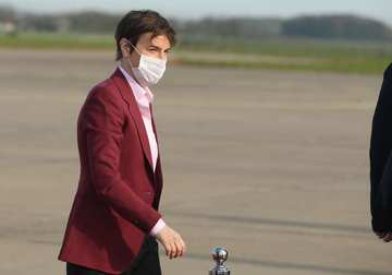Ana Brnabić o kovid propusnicama ”Ne funkcionišu u Njujorku, kako će u Leskovcu”