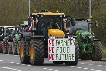 U Britaniji dosad najveći protest poljoprivrednika