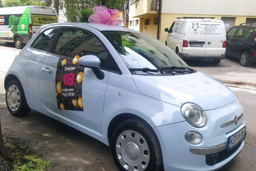 Nesvakidašnja scena u BiH: “Beba” za 18. rođendan dobila fiću (FOTO)