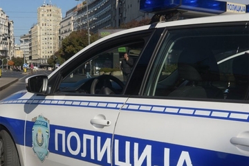 Prodao maloljetnu kćerku poznaniku