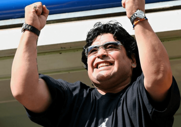 SVIJET SPORTA TUGUJE Preminuo Dijego Maradona