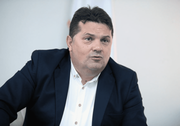 “MANDAT PROVEO DA DOBIJE APLAUZ U SARAJEVU” Stevandić poručuje da Incko treba da ode BEZ VRIJEĐANJA SRPSKE