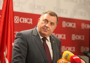 "Hoće da dokrajče Srpsku" Dodik poručio da se Šmit lažno predstavlja kao visoki predstavnik
