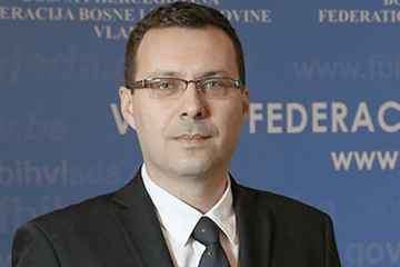 Ispod vozila ministra FBiH pronađena eksplozivna naprava