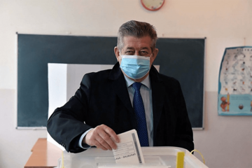 JUTROS SAM SE ČUO S DODIKOM“ Mićić nakon 15 godina IZGUBIO BIJELJINU, a novom gradonačelniku OVO PORUČUJE