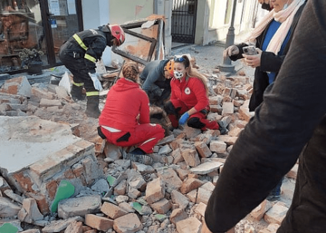 "PRIJE PET DANA NAPUNILA 13 GODINA, TUGA" Potresna ispovijest čovjeka koji je 40 minuta pokušavao da oživi devojčicu u Petrinji