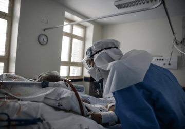 "SAV HAOS NA SVIJETU SE SVEDE NA KAŠIČICU PROBLEMA" Kolika je zapravo količina korone koja je zarazila više od 54 miliona ljudi