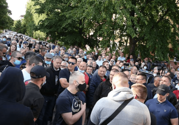 NAPETO ISPRED "KAJAK TERASE" Stanivuković: Imamo one koji se bore protiv kriminala i one koji brane kriminal