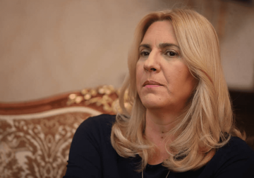 Cvijanovićeva odgovorila Stanivukoviću: Bolje bi bilo da se probudi i lati se posla umjesto što pravi predstave