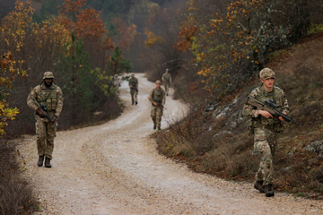Reuters: Britanski vojnici patroliraju granicom Kosova i Srbije, prikupljaju obavještajne podatke o sumnjivim aktivnostima