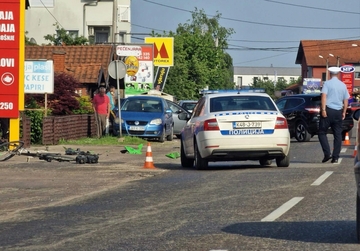 Nezgoda u Bijeljini: Motoristi slomljena butna kost, biciklista teško povrijeđen