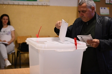 Incident na izborima u Srbiji: Napadnut član lokalne izborne komisije