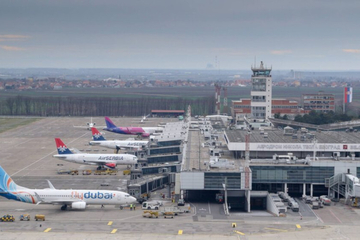 Haos na aerodromu: Letovi Er Srbije kasne zbog zabrane