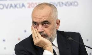 Razočarani Edi Rama: Putin možda "nije dobrog zdravlja, ali ni EU nije ništa bolja"