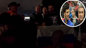 AUSTRALIJSKI MEDIJI /VIDEO/ Đokovićev otac sa navijačima držao "proruske" zastave u Australiji i poručio...