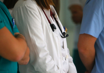 Najavljuju obustavu rada: Zdravstveni radnici u Sarajevu traže veće plate