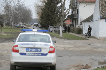 OBRAČUN NARKO BANDI Veliki broj policajaca traga za dvojicom napadača zbog ubistva navijača Partizana