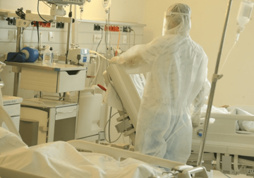Na respiratoru i beba od sedam dana : Osmogodišnji dječak u teškom stanju, druge bolesti otežavaju oporavak