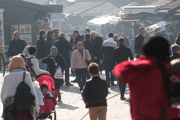 NEMA NI ZASJEDANJA PARLAMENTA FBiH U Sarajevu zabranjeno okupljanje 20 i više osoba